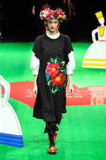 トクコ・プルミエヴォル 2019-20年秋冬コレクション - 四季を喜ぶ、おとぎの国の民族｜写真21