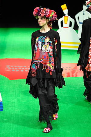 トクコ・プルミエヴォル 2019-20年秋冬コレクション - 四季を喜ぶ、おとぎの国の民族｜写真17