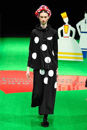 トクコ・プルミエヴォル 2019-20年秋冬コレクション - 四季を喜ぶ、おとぎの国の民族｜写真37