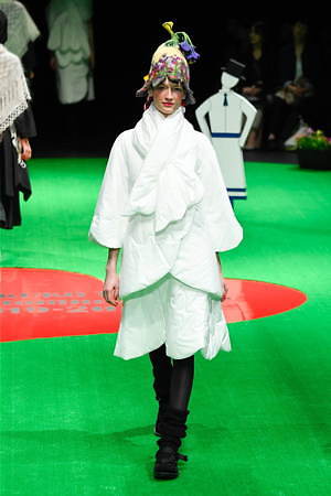 トクコ・プルミエヴォル 2019-20年秋冬コレクション - 四季を喜ぶ、おとぎの国の民族｜写真52