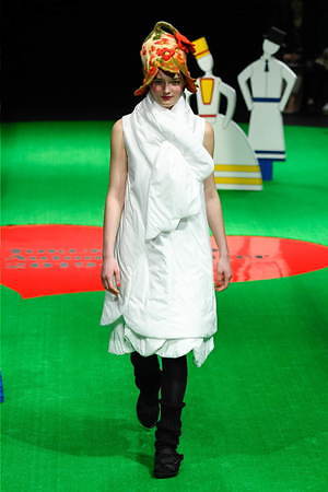 トクコ・プルミエヴォル 2019-20年秋冬コレクション - 四季を喜ぶ、おとぎの国の民族｜写真55