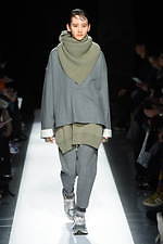 アーネイ 2019-20年秋冬コレクション - こだわりを細部に宿したリアルクローズ｜写真2