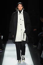 アーネイ 2019-20年秋冬コレクション - こだわりを細部に宿したリアルクローズ｜写真17