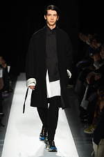 アーネイ 2019-20年秋冬コレクション - こだわりを細部に宿したリアルクローズ｜写真18