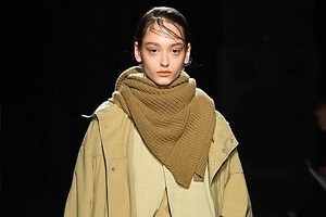 アーネイ 2019-20年秋冬コレクション - こだわりを細部に宿したリアルクローズ