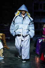 セイヴソン 2019-20年秋冬コレクション - 静寂の中を旅する宇宙船｜写真19