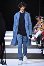 チノ 2019-20年秋冬コレクション、大人も楽しめる“エレガント”なグランジスタイル｜写真11