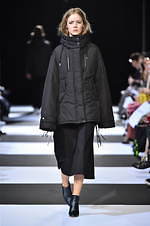 チノ 2019-20年秋冬コレクション、大人も楽しめる“エレガント”なグランジスタイル｜写真34