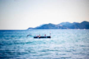 シャネルの新フレグランス、ガブリエルが愛した“地中海のリゾート地”へと誘うフローラルノート|写真4