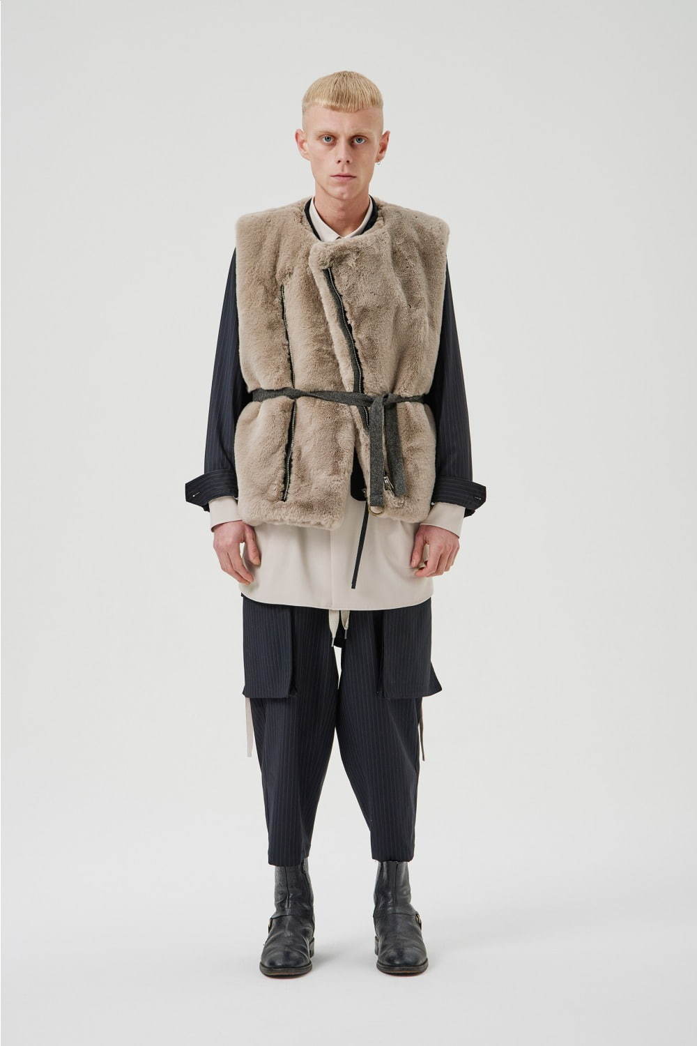 プラスターナ 2019-20年秋冬｜male チュニック