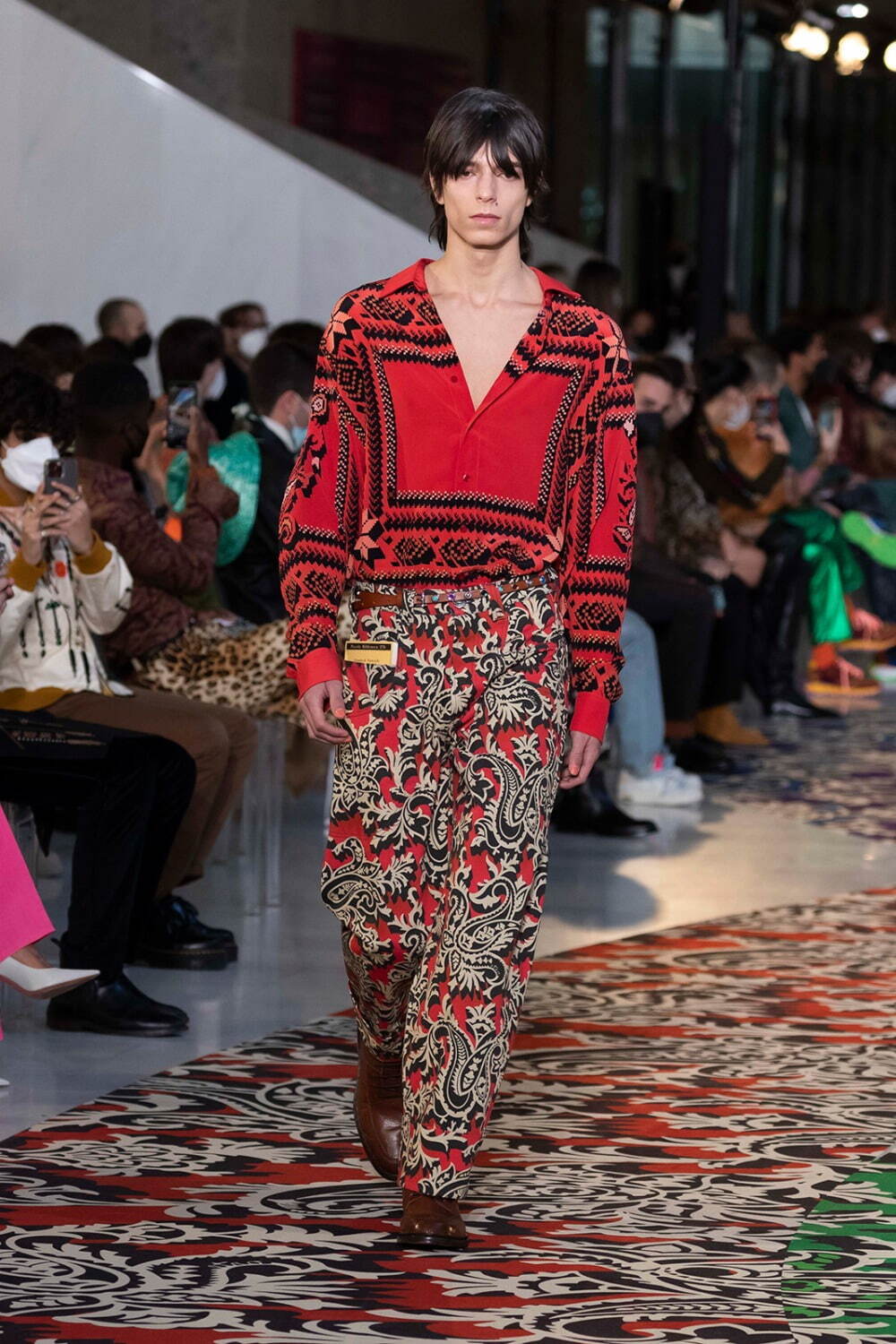 エトロ(ETRO) 2022-23年秋冬メンズコレクション - ファッションプレス