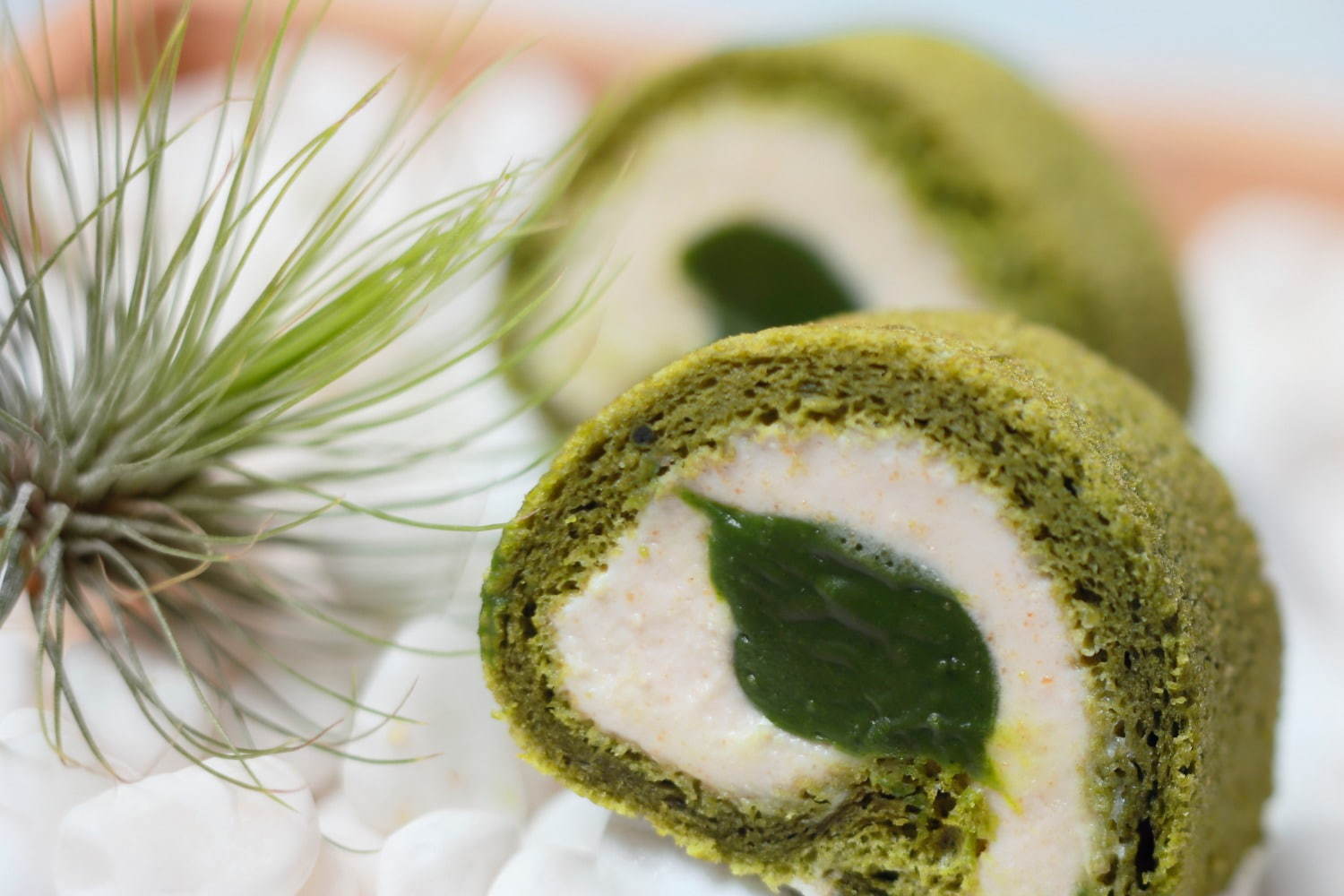 「抹茶スイーツビュッフェ」京都タワーホテルで、浴衣や舞子さんの口紅をモチーフにしたスイーツ｜写真11