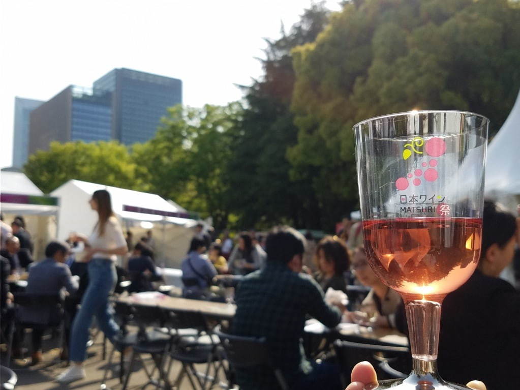 全国のワインをグラス1杯から「日本ワイン祭り」49ワイナリーが日比谷公園に、試飲セミナーも｜写真8