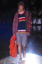 ホワイト マウンテニアリング 2013年春夏コレクション - スポーツとアウトドアを紳士的にミックス｜写真11