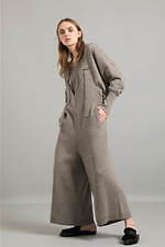 ローブス＆コンフェクションズ 2019年秋冬ウィメンズコレクション - 端正なテーラリングと機能性｜写真11