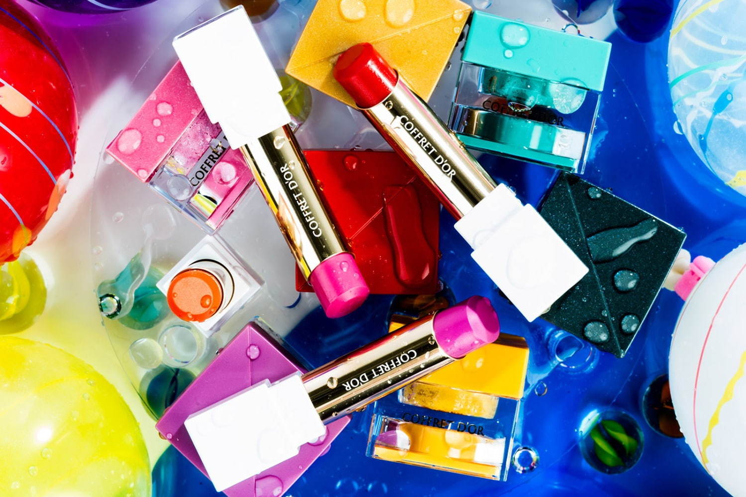 エメラルド｜コフレドール“レア質感”リップにビビッドな夏色、“繋げて楽しめる”アイ＆フェイスも