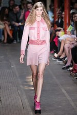 モスキーノ チープ＆シック 2013年春夏コレクション - ハッピーでカラフルなおしゃれガールズ｜写真34