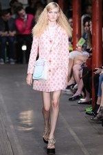 モスキーノ チープ＆シック 2013年春夏コレクション - ハッピーでカラフルなおしゃれガールズ｜写真37