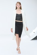 トップショップ ユニーク 2013年春夏コレクション - 都会のクールビューティー｜写真2