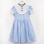 エミリーテンプルキュート“三つ子ベア”主役のトリコロールカラーのドレス、キャンディ柄でラブリーに｜写真17