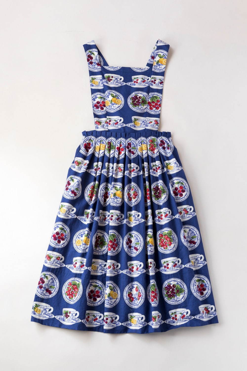 ジェーンマープルドンルサロン"フルーツ"を描いた磁器のティーカップ柄ドレス＆スカート｜写真4