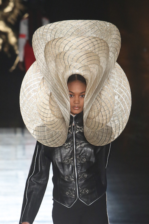 フィリップ トレイシー(PHILIP TREACY) 2013年春夏ウィメンズコレクション  - 写真25