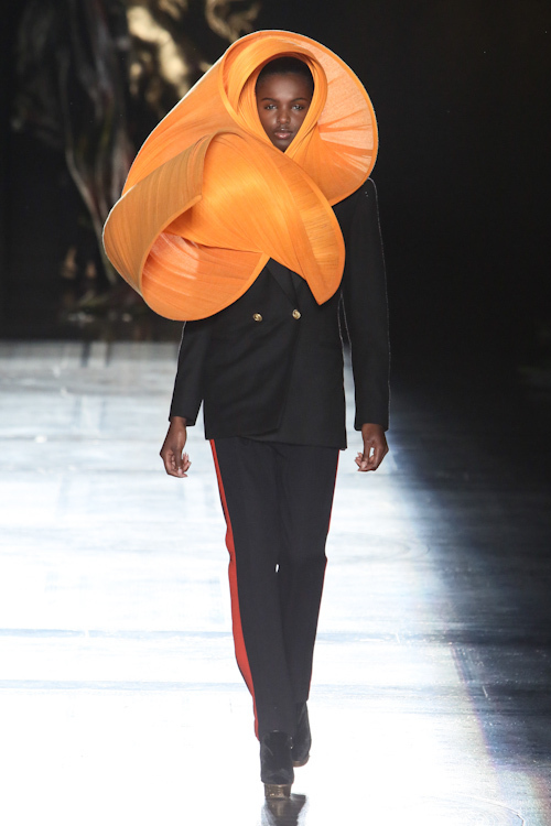 フィリップ トレイシー(PHILIP TREACY) 2013年春夏ウィメンズコレクション シルエット - 写真18