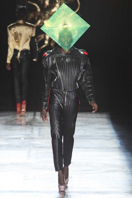 フィリップ トレイシー(PHILIP TREACY) 2013年春夏ウィメンズコレクション シルエット - 写真29