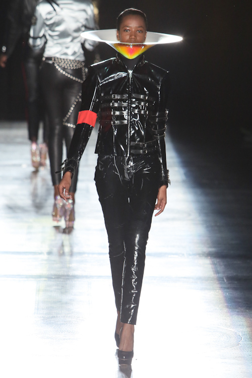 フィリップ トレイシー(PHILIP TREACY) 2013年春夏ウィメンズコレクション シルエット - 写真31