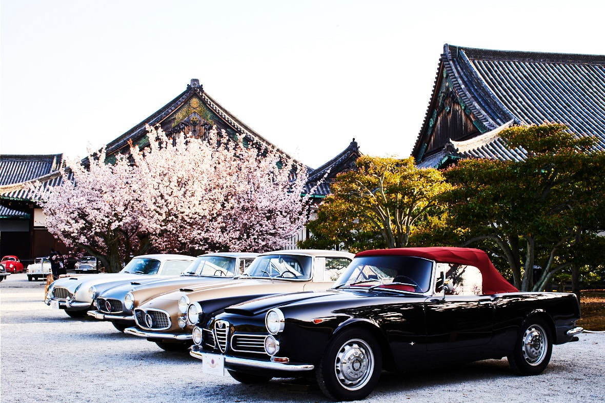 ビンテージカーの祭典「コンコルソ デレガンツァ」京都・二条城で、ランボルギーニなど世界の名車が集結｜写真1