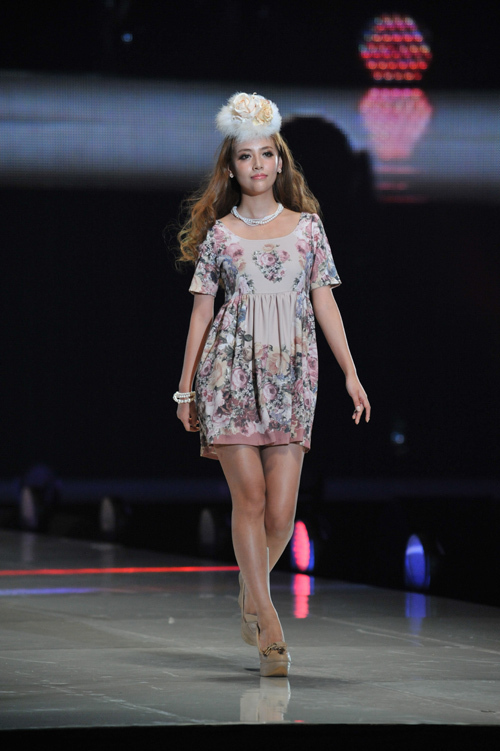 東京ランウェイ 2012A/W 3rdステージ - フェミニンでキュートなブランドが集結｜写真14