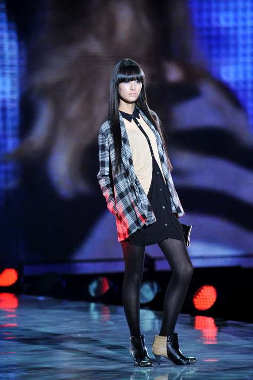 東京ランウェイ 2012A/W 3rdステージ - フェミニンでキュートなブランドが集結｜写真59