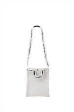 ビューティフルピープルの“ライダース風”トートバッグ＆クラッチ、新色ネオンカラーを札幌で先行発売｜写真5