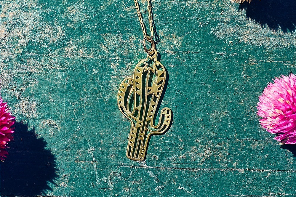 スタージュエリー ガールの“サボテン”ジュエリー - ルビー輝くピアス＆スターをあしらったチャーム