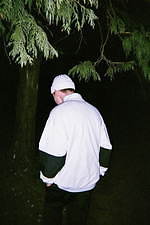 ラコステ× ビューティ＆ユース、ヴァイナルアーカイブ大北デザインのライン入りポロシャツ｜写真22