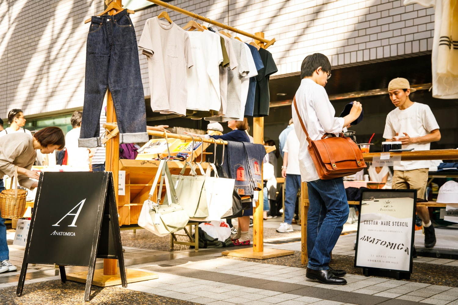 アークヒルズ「赤坂蚤の市」過去最大200店出店、アンティーク家具の販売＆ミュベールのリメイク品も｜写真7