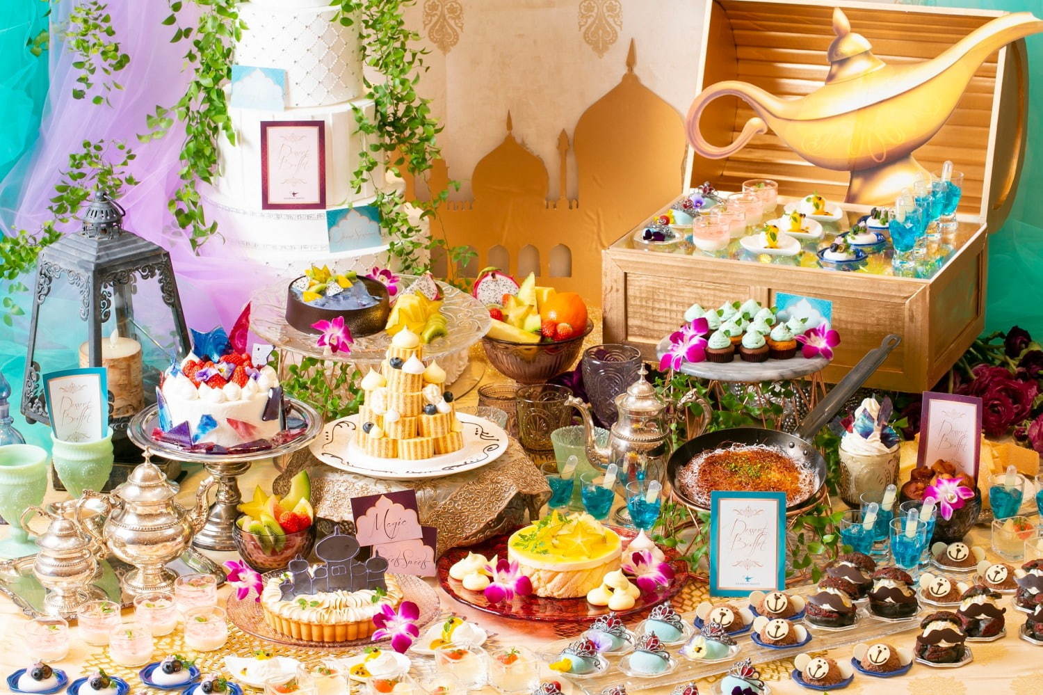 アラジンと魔法のランプ デザートブッフェ 名古屋で 宮殿ケーキ 自由に作れるキラキラカスタムパフェ ファッションプレス