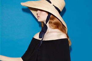 ナゴンスタンス新作スイムウェア、チェック柄ブラトップや"オフショル"オールインワン