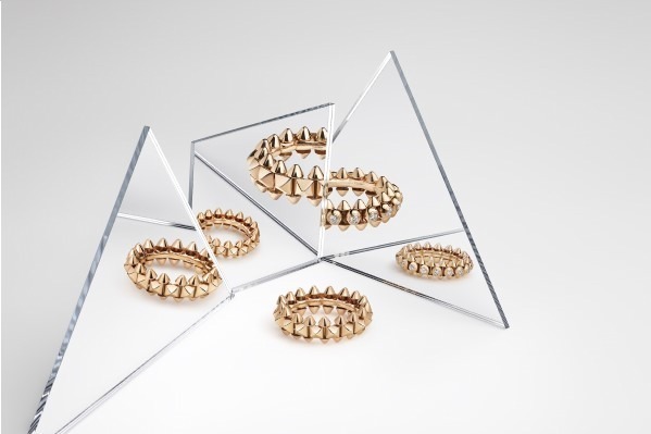 カルティエの新作ジュエリー「クラッシュ ドゥ カルティエ」クールなスタッズリング＆ネックレスなど