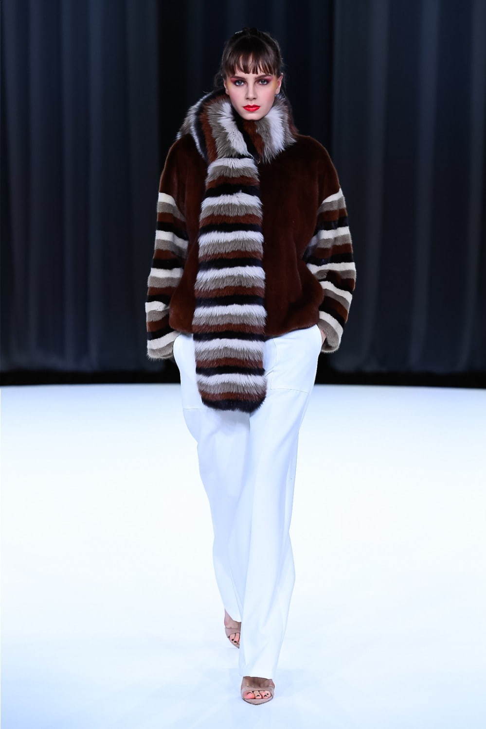 チエ イマイ 2019-20年秋冬<span>コレクション</span> - 写真26