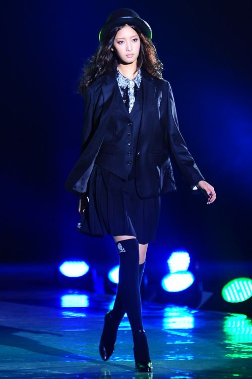 東京ランウェイ 2012A/W - フィナーレでマスターマインド・ジャパンがショーを開催｜写真21