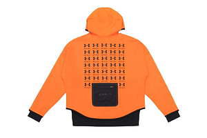 パーム・エンジェルスとアンダーアーマーがコラボ、UA連続ロゴを配したパーカーやTシャツなど