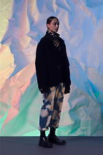 ネオンサイン 2019-20年秋冬ウィメンズ＆メンズコレクション - 恐竜・宝石・虹を服地で表現｜写真27