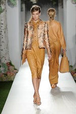 マルベリー 2013年春夏コレクション - 花柄でつくるノスタルジックなガーリースタイル｜写真4