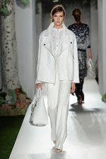 マルベリー 2013年春夏コレクション - 花柄でつくるノスタルジックなガーリースタイル｜写真28