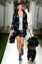 マルベリー 2013年春夏コレクション - 花柄でつくるノスタルジックなガーリースタイル｜写真29