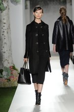 マルベリー 2013年春夏コレクション - 花柄でつくるノスタルジックなガーリースタイル｜写真34