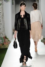 マルベリー 2013年春夏コレクション - 花柄でつくるノスタルジックなガーリースタイル｜写真37