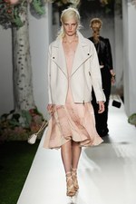 マルベリー 2013年春夏コレクション - 花柄でつくるノスタルジックなガーリースタイル｜写真39