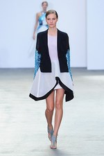 アントニオベラルディ 2013年春夏コレクション - フランク・ロイド・ライトの美をさわやかに表現｜写真1